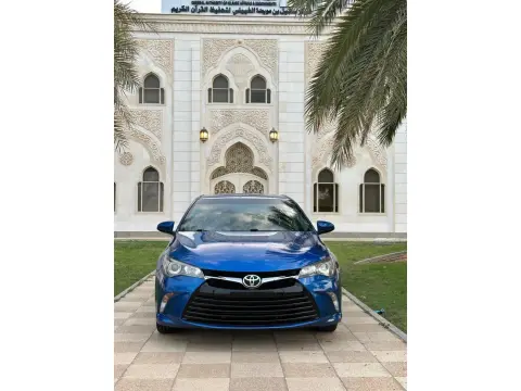 2017 تويوتا كامري SE
