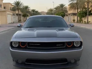 2011 دودج شالنجر SRT8