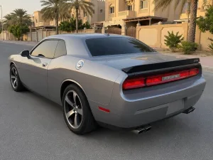 2011 دودج شالنجر SRT8