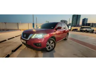 2018 Nissan Pathfinder في Ajman سيارة مستعملة