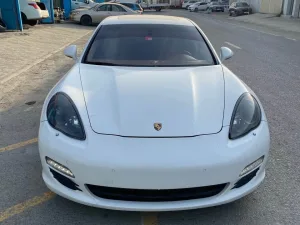2010 بورش باناميرا 4 Sport Turismo