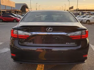 2017 لكزس ES - اي اس Es350