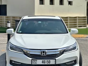 2017 هوندا أكورد EX