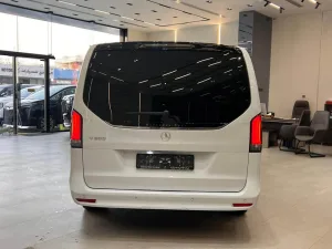 2026 مرسيدس-بنز الفئة - V V250 Falcon Edition