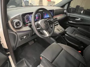 2026 مرسيدس-بنز الفئة - V V250 Falcon Edition