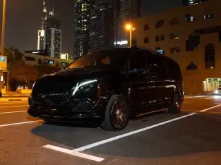 2024 Mercedes-Benz V-Class في Dubai سيارة مستعملة