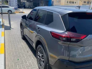 2021 نيسان روج SL