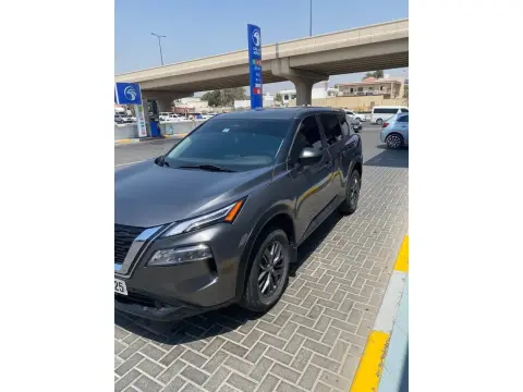 2021 نيسان روج SL