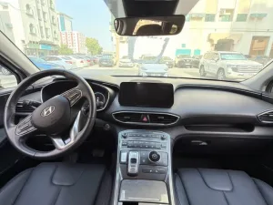 2023 هيونداي سانتا في Limited