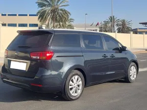 2016 كيا كارنفال LX