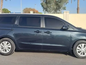 2016 كيا كارنفال LX