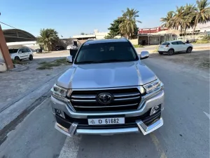 2021 تويوتا لاند كروزر VXR