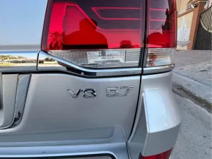 2021 تويوتا لاند كروزر VXR