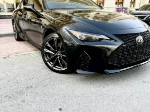2021 لكزس اي اس IS 350
