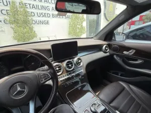 2017 مرسيدس-بنز GLC - جي ال سي GLC300