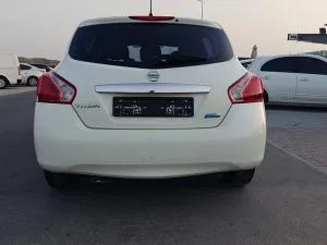 2014 نيسان تيدا S