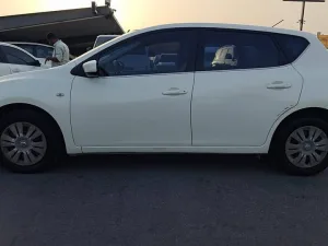 2014 نيسان تيدا S