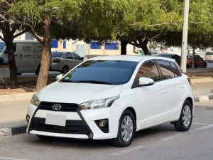 2016 تويوتا ياريس SE