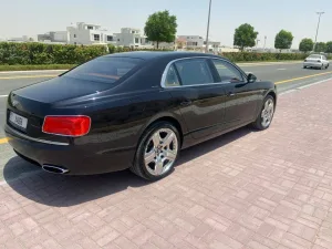 2014 بنتلي فلاينج سبير Mulliner