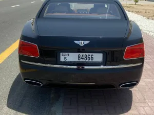 2014 بنتلي فلاينج سبير Mulliner