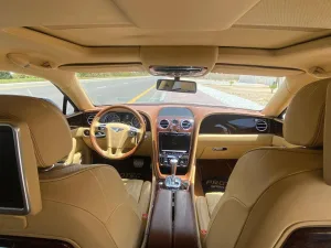 2014 بنتلي فلاينج سبير Mulliner