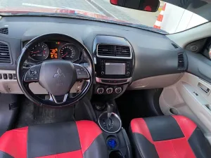 2017 ميتسوبيشي آي أس أكس GLX 4WD
