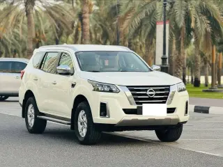 2023 Nissan XTerra في Dubai سيارة مستعملة