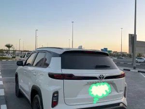 2025 تويوتا كرولا كروس