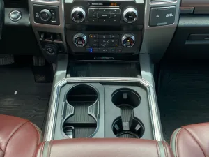 2021 فورد اف 250 Platinum