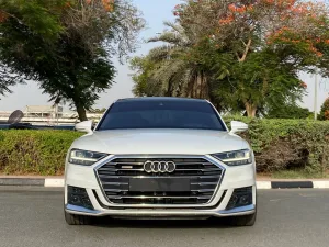 2019 اودي آي ٨ quattro 60 TFSI