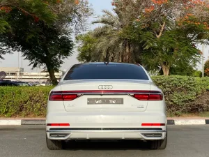 2019 اودي آي ٨ quattro 60 TFSI