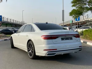 2019 اودي آي ٨ quattro 60 TFSI