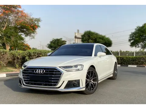 2019 اودي آي ٨ quattro 60 TFSI