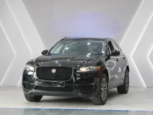 2019 جاكوار اف بيس