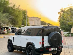 2023 لاند روفر ديفندر 110 X-Dynamic HSE