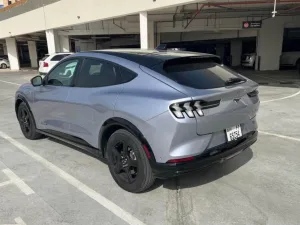 2022 فورد موستانج ماتش اي California Route 1