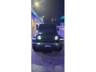 2018 Jeep Wrangler Unlimited في Dubai سيارة مستعملة