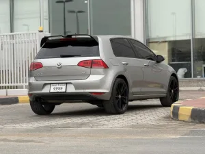 2017 فولجس فاجن جولف GTI