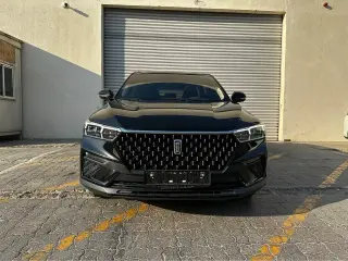 2022 Bestune T77 في Dubai سيارة مستعملة