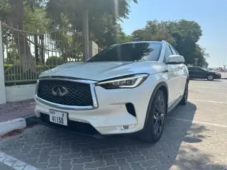 2019 Infiniti QX50 في Dubai سيارة مستعملة