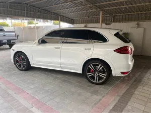 2013 بورش كاين Turbo