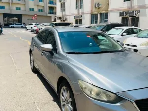 2015 مازدا ٦ Carbon Edition