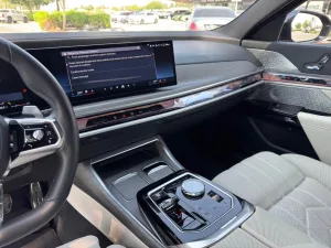 2024 بي أم دابليو الفئة - 7 760LI