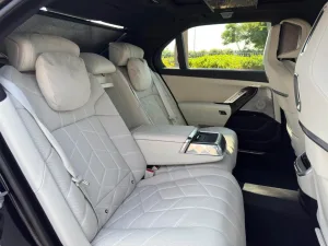 2024 بي أم دابليو الفئة - 7 760LI