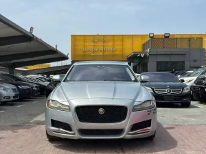 2017 جاكوار اكس اف Portfolio