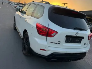 2019 نيسان باثفايندر SL