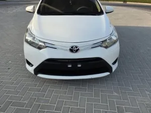 2016 تويوتا ياريس Dynamic