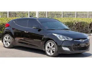 2014 Hyundai Veloster في Dubai سيارة مستعملة