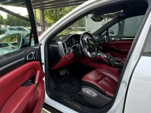 2016 Porsche Cayenne S