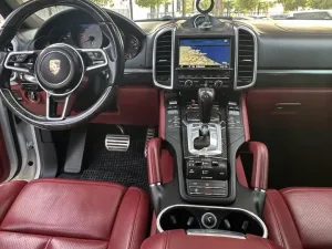 2016 Porsche Cayenne S